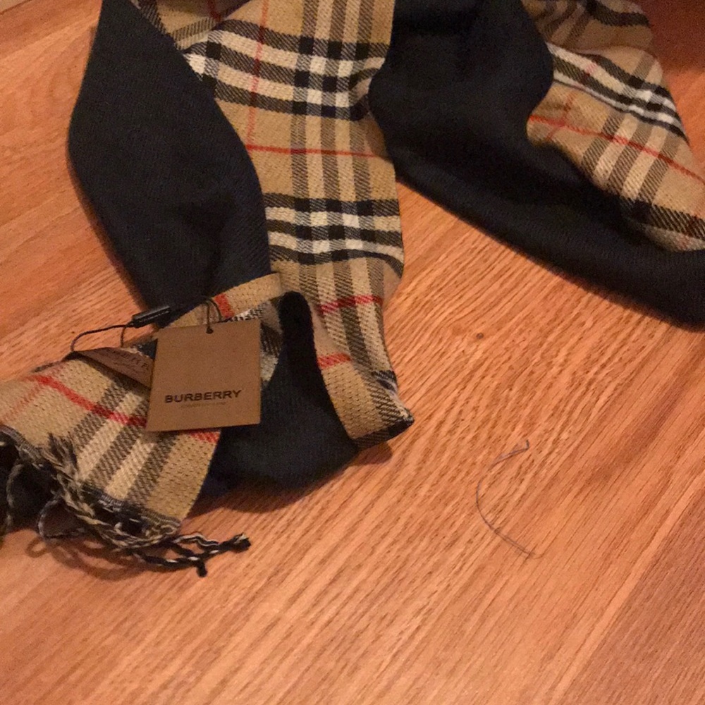 Burberry London England scarf
